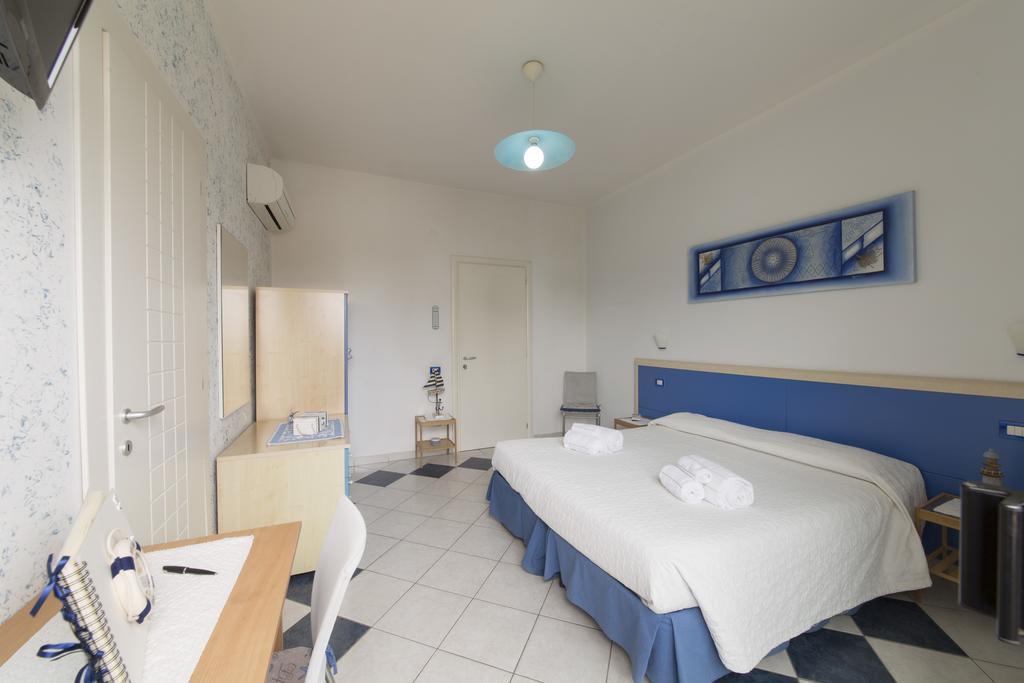 Lewis Rooms Poetto Beach Cagliari Kültér fotó